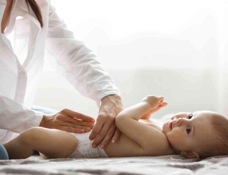 Diaper rash causes, prevention and treatment.